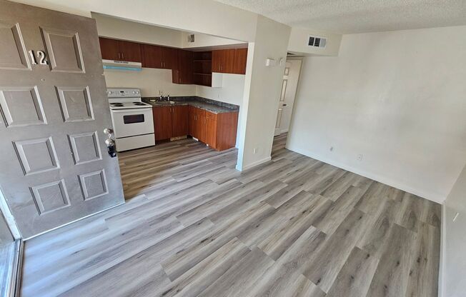 45 N LYN RAE DR