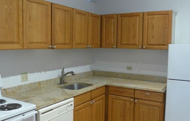 2 beds, 2 baths, 1,100 sqft, $2,695, Unit 308