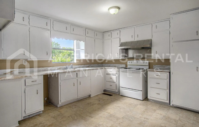 3 beds, 1 bath, $1,150