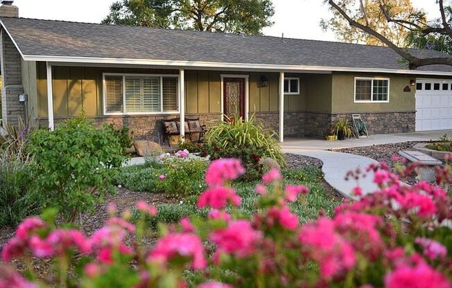 Single Story 2 Bedroom-1 Bath Home in El Cajon