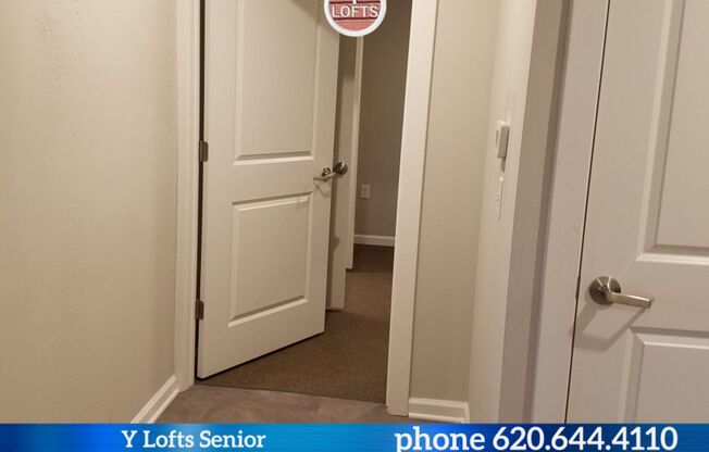 2 beds, 1 bath, 1,119 sqft, $985, Unit 018