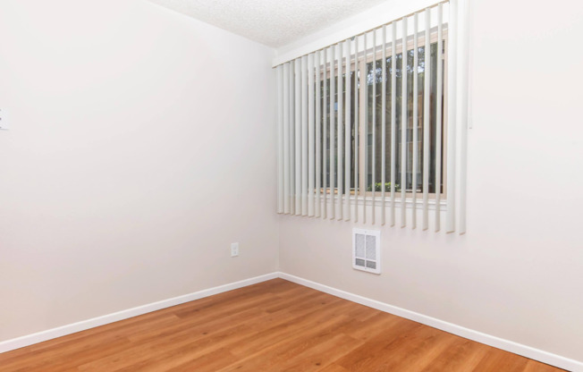 1 bed, 1 bath, 620 sqft, $1,350