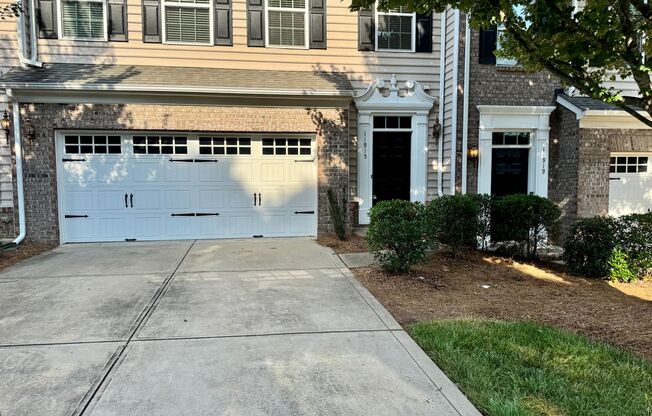 3BR/2B Townhome in Great Ballantyne Location