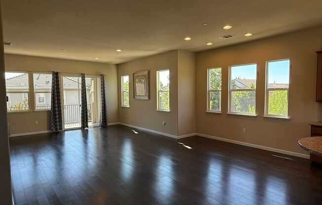 Executive Evergreen Valley Townhome