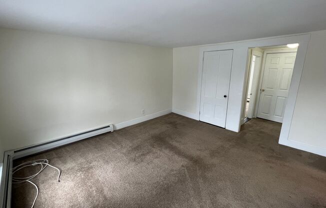 2 beds, 1 bath, 525 sqft, $1,600, Unit 49D