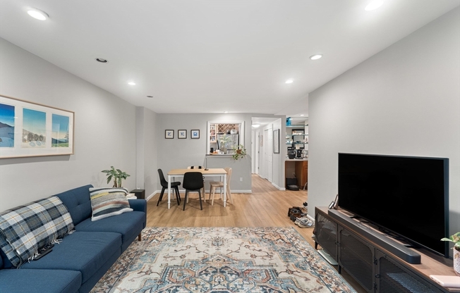 81 WALTHAM ST