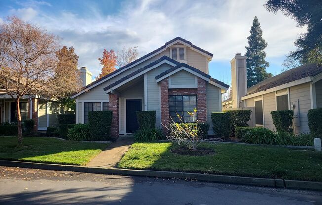 Gated Johnson Ranch: 3 Bed, 2.5 Bath - New Flooring - Amazing School District!