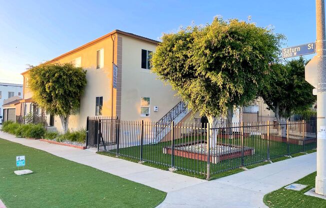 641 1455 Orange Grove Apts.