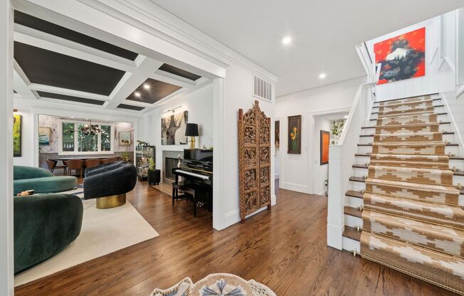 Beautifully Appointed 7-Bedroom Home with Lush Garden Setting in Palo Alto