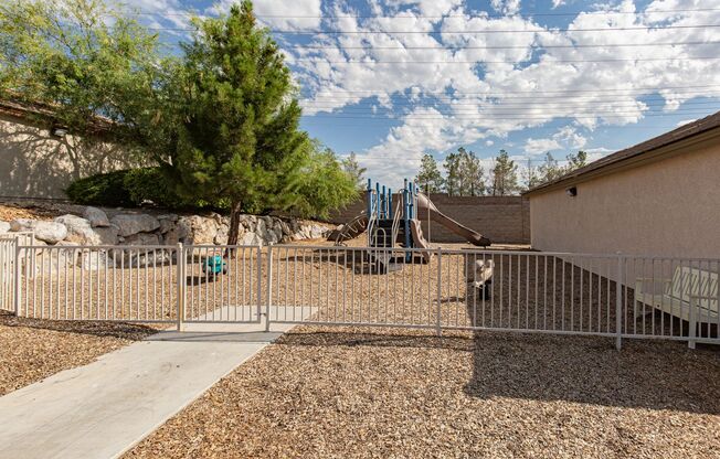 First floor unit in gated Summerlin community