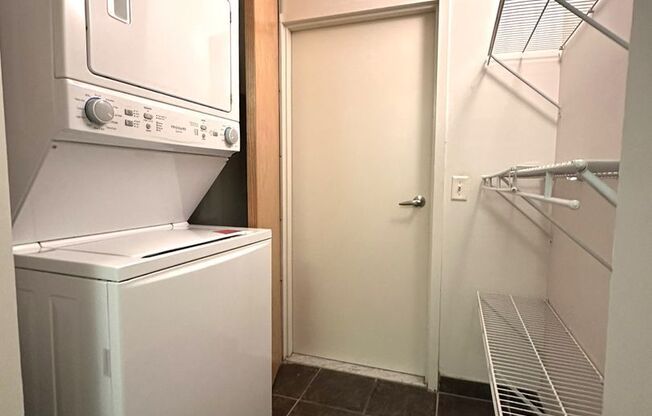 2 beds, 2 baths, 1,034 sqft, $2,550, Unit 604