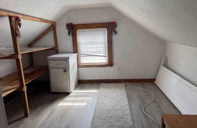 3 beds, 2 baths, 2,000 sqft, $3,150, Unit 2