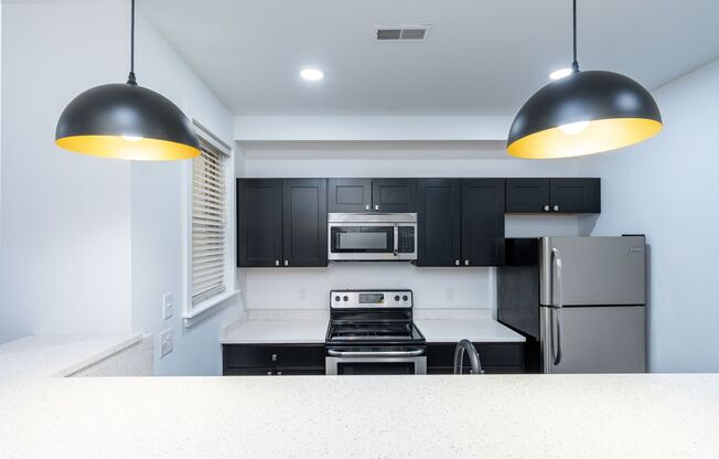 3 beds, 2 baths, 150 sqft, $1,975, Unit 1409-304
