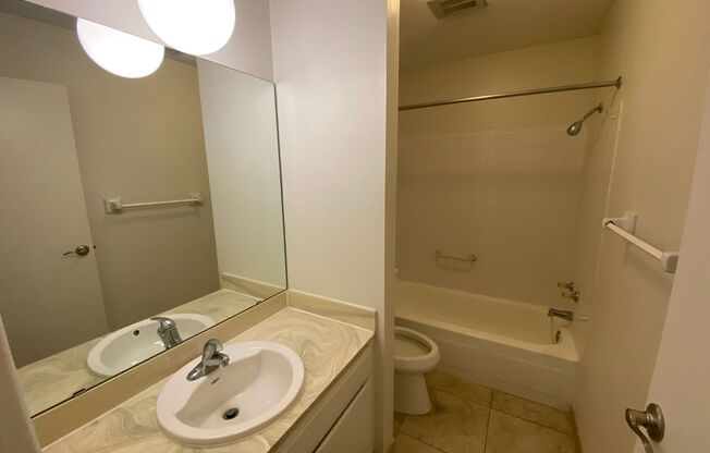 1 bed, 1 bath, 812 sqft, $1,250, Unit 101-115