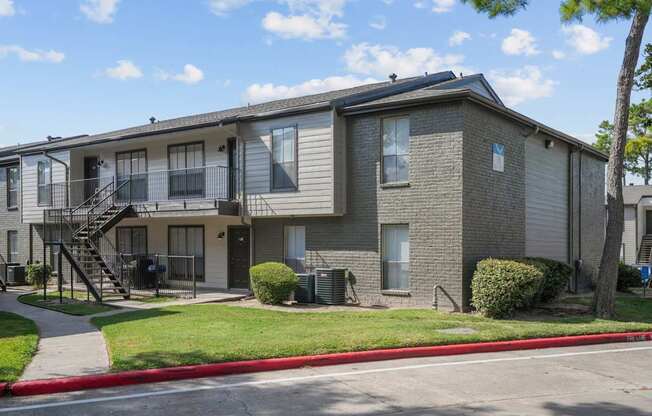 Willow Brook Crossing in Houston, TX Exterior