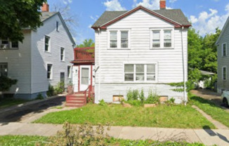 $300 Off Your First Month’s Rent - ENDS 11/1/26