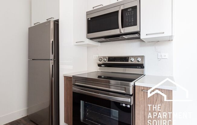 Gut-rehab 1 bedroom in Uptown!