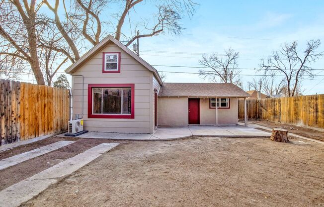 Carriage House near Downtown Pueblo!