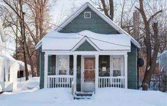 244 MATILDA ST NE
