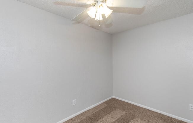 2 beds, 2 baths, 850 sqft, $1,179