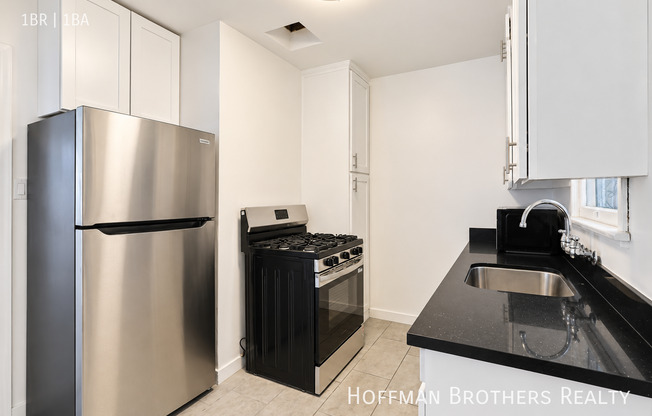 724 MACHADO DR