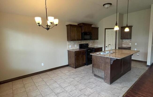 4506 HAWK OWL DR