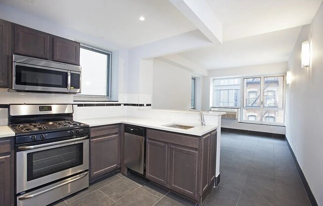 164 ATTORNEY ST
