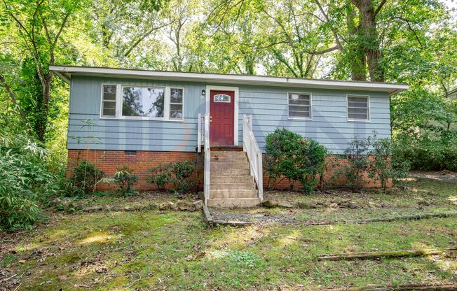 LOVELY HOME WITH HARDWOOD FLOORS!