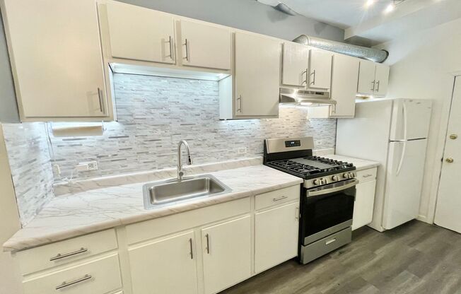 Prime North Beach 2Bed/1Bath with City Views, W/D, MUST SEE! – PROGRESSIVE