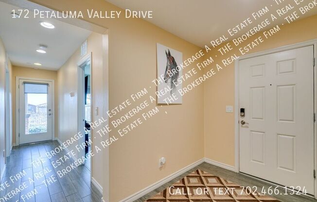 172 PETALUMA VLY DR