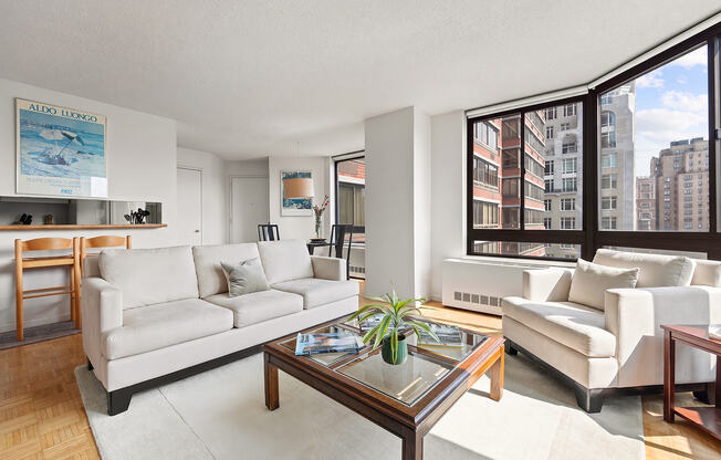 1 bed, 1 bath, 742 sqft, $5,995, Unit 10Z