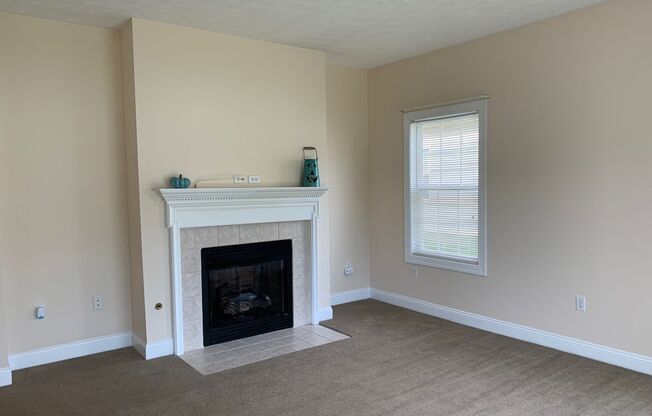 3 Bedroom, 2 Bath Townhouse End Unit with 1 Car Garage