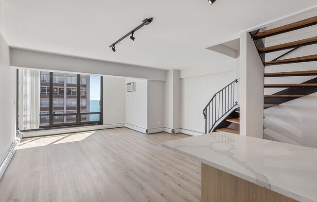 1 bed, 1.5 baths, 667 sqft, $2,400, Unit 8F