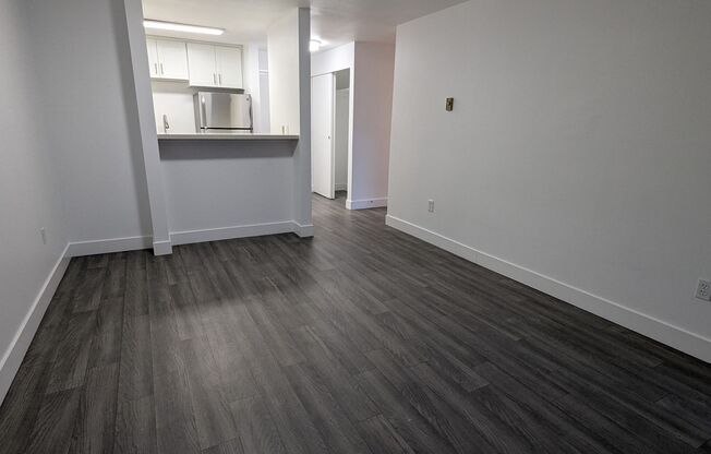 1 bed, 1 bath, 590 sqft, $1,395, Unit 122
