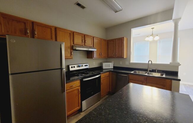 Beautiful 2-Bedroom Half Off 1st Month