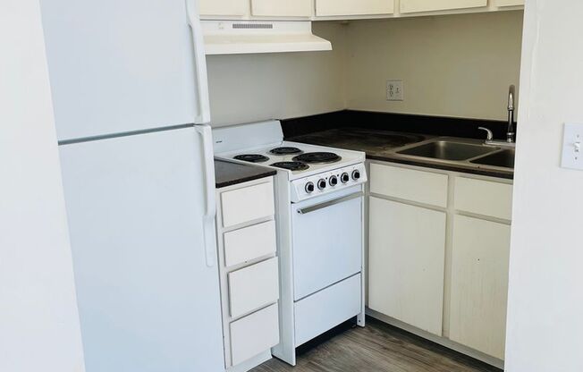 1 bed, 1 bath, 500 sqft, $1,050, Unit 01CS