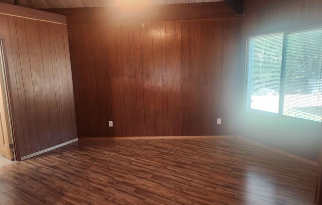 Studio, 1 bath, $1,375