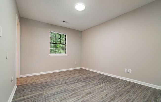 2 beds, 1 bath, 750 sqft, $900, Unit 2206-1