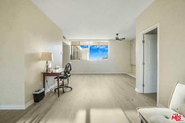 2 beds, 1 bath, 1,200 sqft, $6,288, Unit PH2