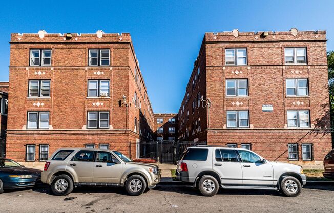 4814 W Monroe St
