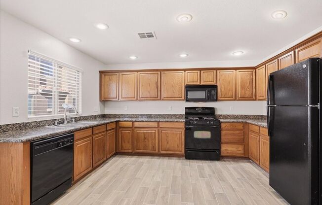 Beautiful 3 Story Green Valley Town Home for $1875