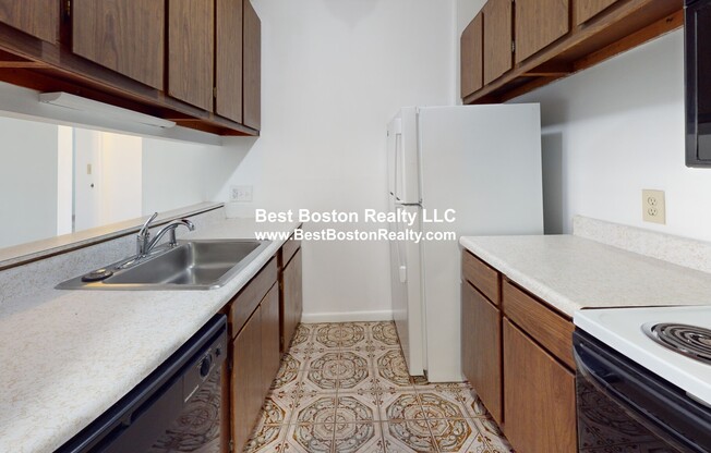 41 Belmont St