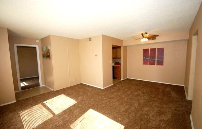 2 beds, 2 baths, 900 sqft, $1,059, Unit 504