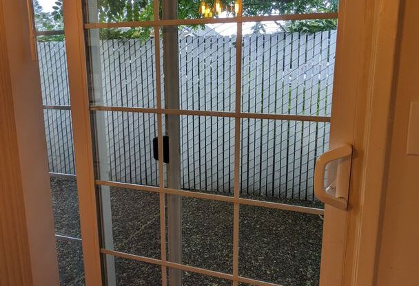 2 beds, 1.5 baths, 900 sqft, $1,545, Unit 7869