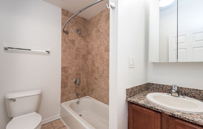 1 bed, 1 bath, $1,835, Unit E2