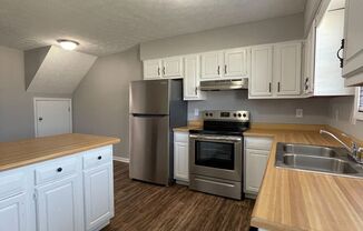 2 beds, 1.5 baths, 1,000 sqft, $975, Unit Unit 50