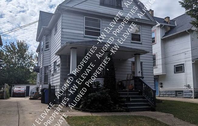 3713 DAISY AVE