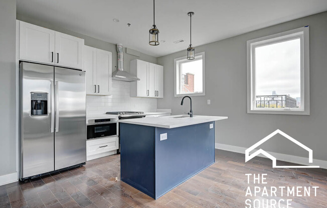 2219 N CLYBOURN