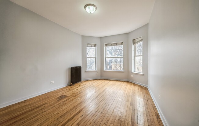 312 N KEDZIE AVE