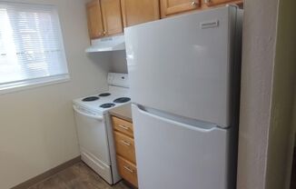 2 beds, 1 bath, 776 sqft, $1,500, Unit 098